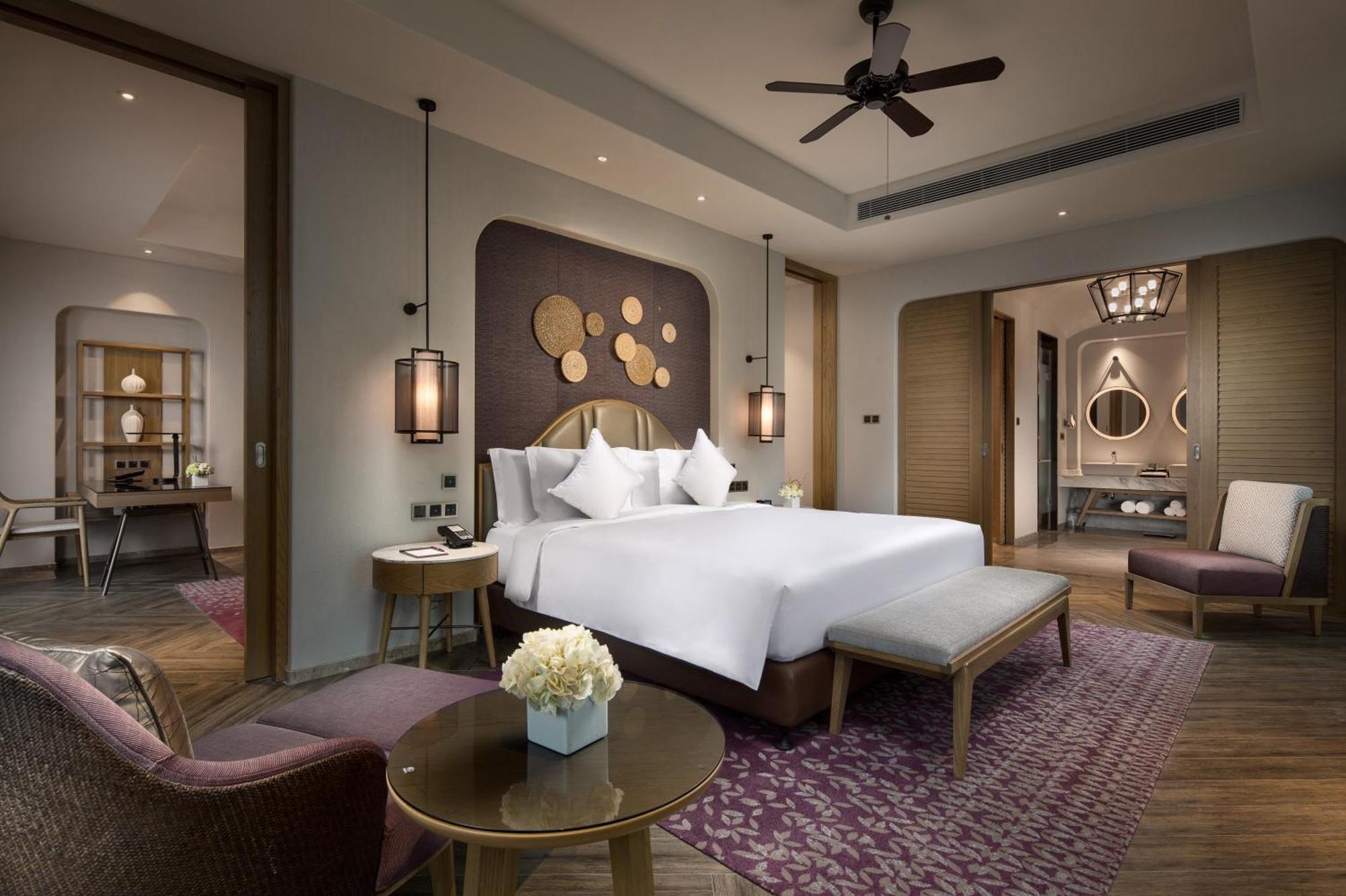 ホテル Crowne Plaza Qingdaoorientalmoviemetropolis By Ihg エクステリア 写真