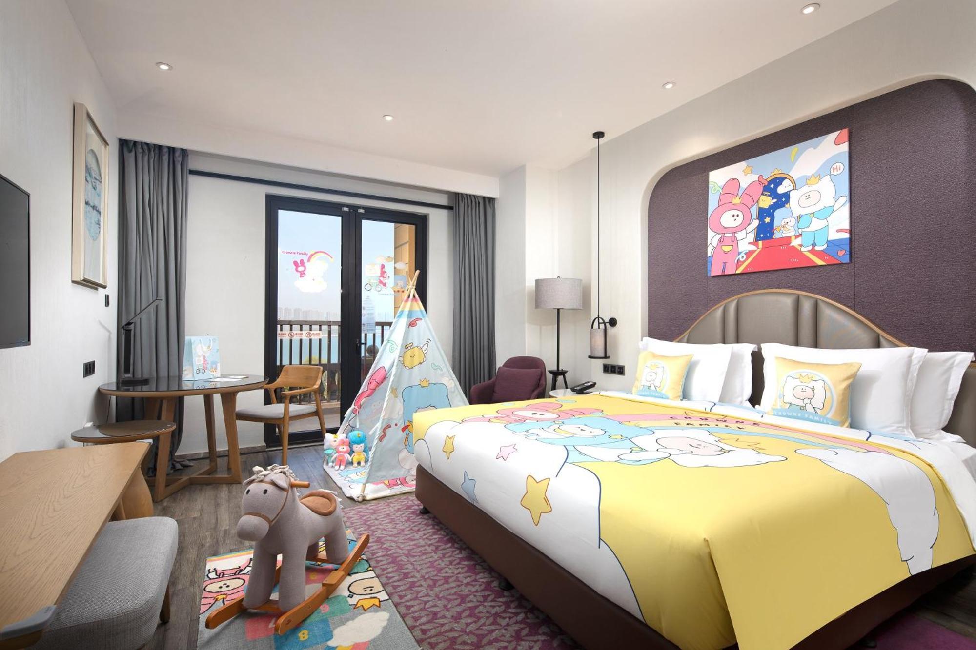 ホテル Crowne Plaza Qingdaoorientalmoviemetropolis By Ihg エクステリア 写真